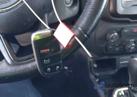 2018 Jeep Renegade Altitude Fwd from USA, damaged, VIN ZACCJABBXJPJ07113